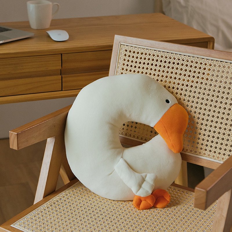 [Pre-order] Old Swan Very Comfortable Neck Pillow - Pillows & Cushions - Other Man-Made Fibers Multicolor