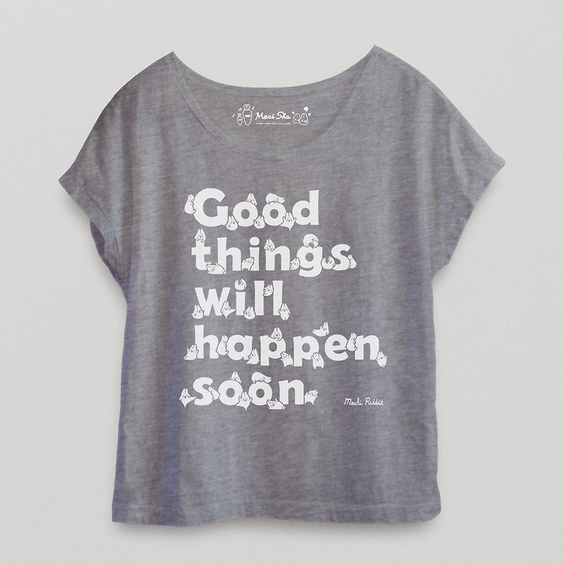 Mochi Rabbit good things will happen soon T-shirt - Women's Shorts - Cotton & Hemp Gray
