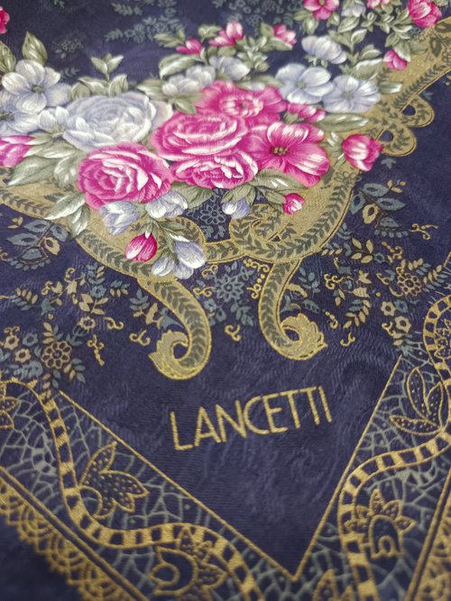 orangesodapanda Lancetti Vintage Scarf Floral Motif Pattern 23 x 23 inches.