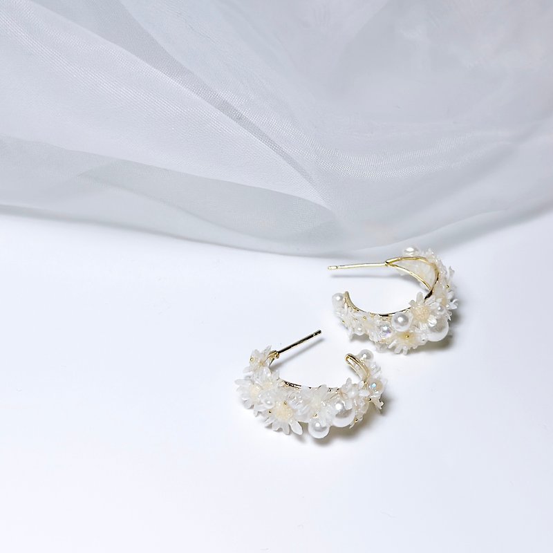 Mobai•Embossed handmade earrings - Earrings & Clip-ons - Plants & Flowers 