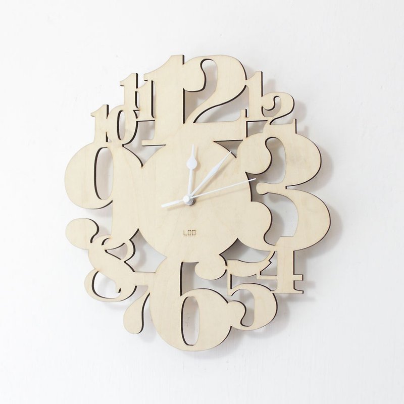 LOO木製ミュート壁掛け時計| Digital Forest - 時計 - 木製 