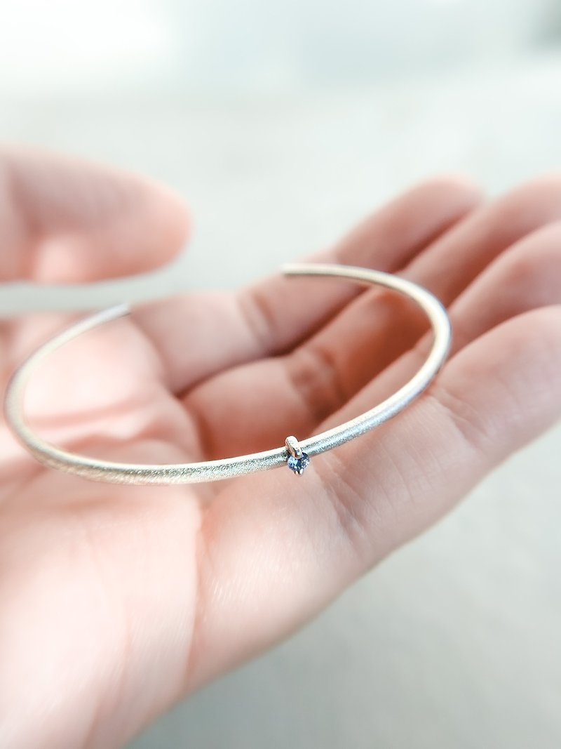 [Daily Beauty] Mini Gemstone everyday bangle sterling silver bracelet bracelet - Bracelets - Sterling Silver Silver