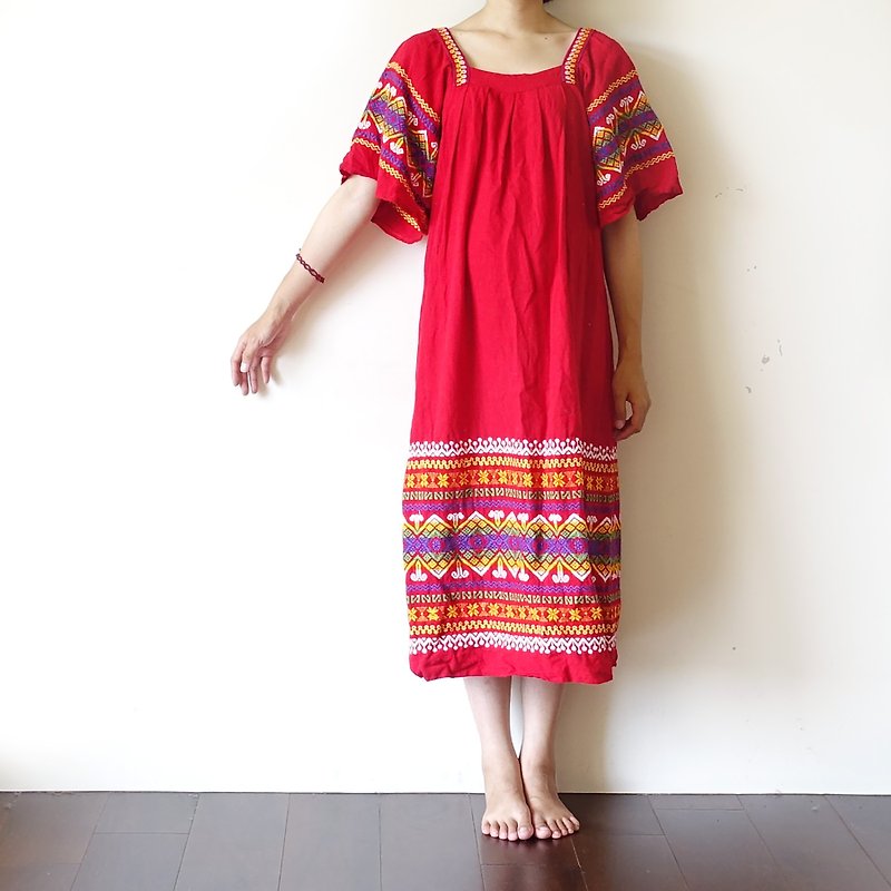 BajuTua / Ancient / 70's Guatemala Traditional Handmade Embroidery Dress - Brilliant Red - One Piece Dresses - Cotton & Hemp Red