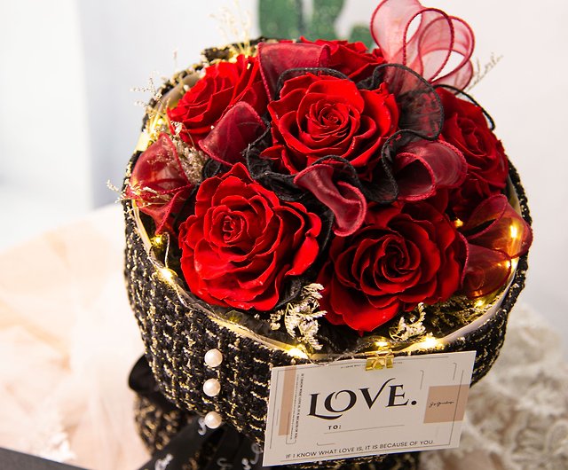 50 Rose Chanel Bouquet