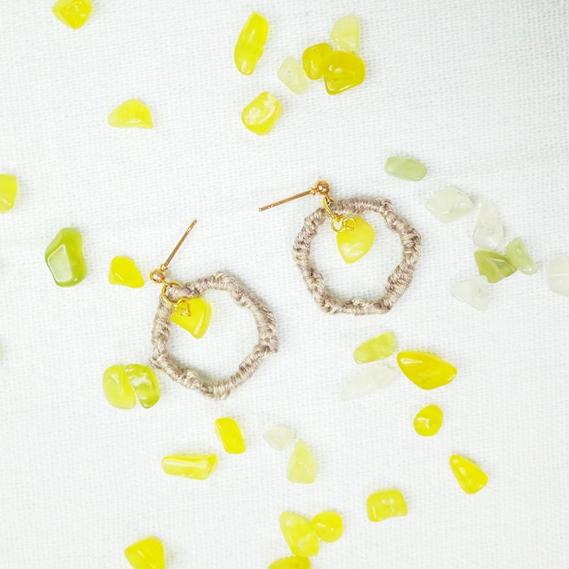 Hand-knitted earrings, Khaki lemon jade earrings/ Clip-On - ต่างหู - งานปัก สีกากี