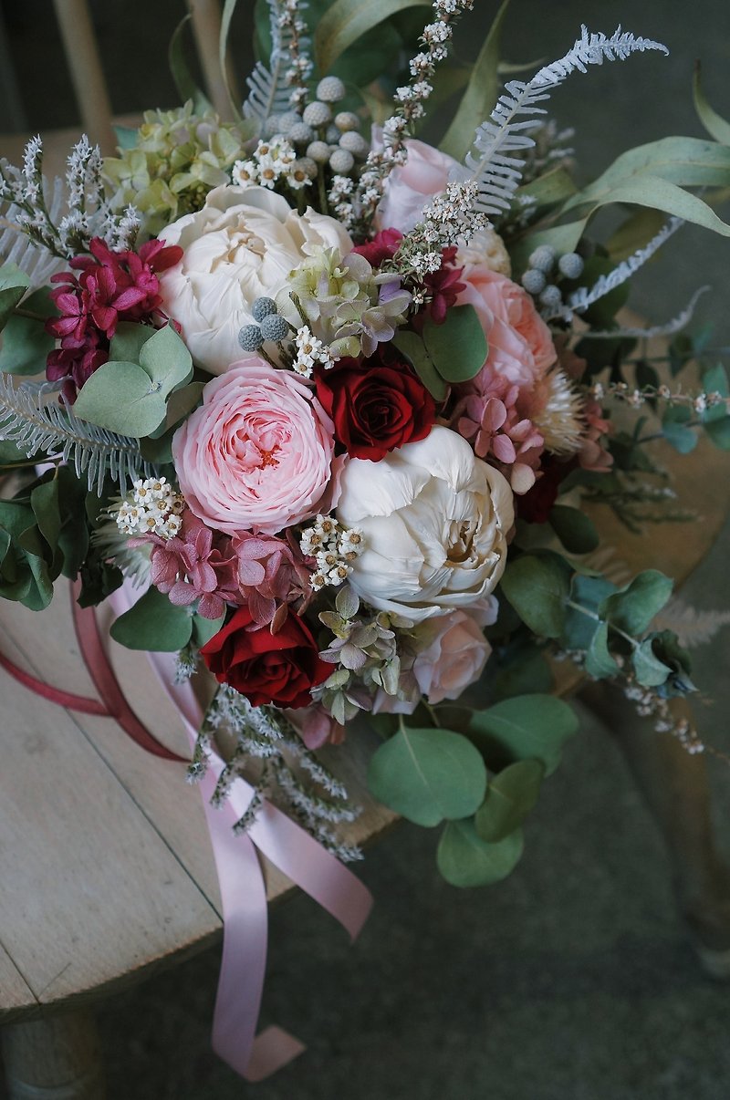 GOODLILY. Pink European bridal bouquet garden rose eternal flowers - ตกแต่งต้นไม้ - พืช/ดอกไม้ สีใส