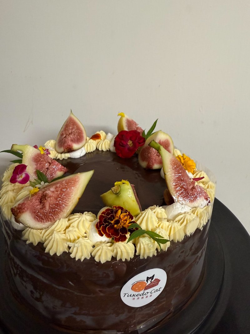 Chocolate Fruit Cake - เค้กและของหวาน - อาหารสด 