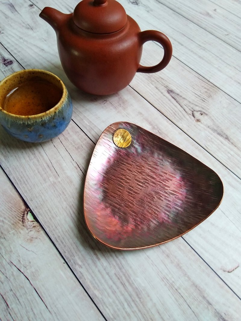 【日常。器】手製紅銅杯托-記號_圓點原點 - 茶壺/茶杯/茶具 - 銅/黃銅 咖啡色