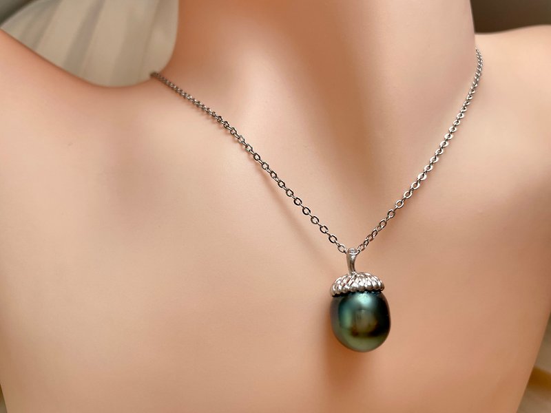 ไข่มุก สร้อยคอ สีเขียว - Hazelnut Natural Seawater Pearl Tahitian Black Pearl Malachite Green Silver Pendant Free Necklace