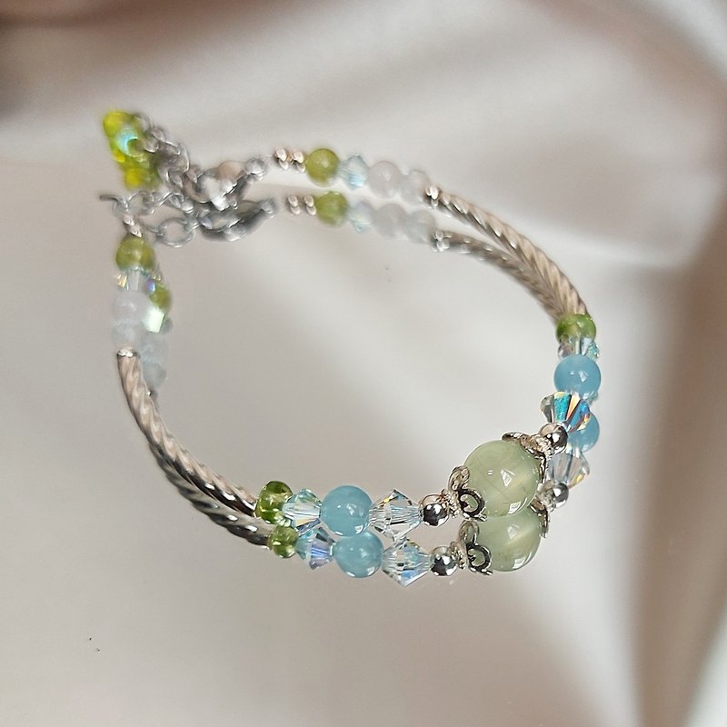 Walking in the Clouds // Stone Sterling Silver Bracelet - Bracelets - Gemstone Transparent