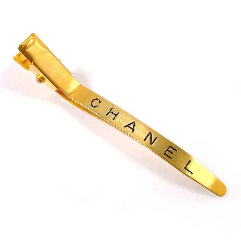 【日本直送 中古美品】シャネル CHANEL ヘアアクセサリー ヘアクリップ ロゴ GP ゴールド 96 A 1996年製 - 其他 - 其他材質 金色