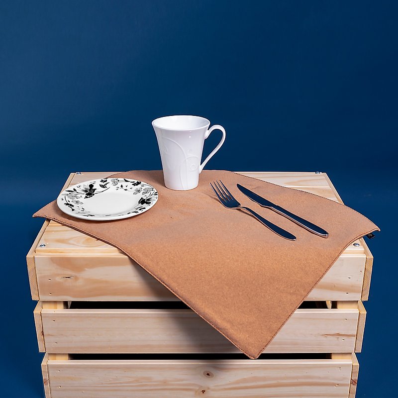 [Customized gift] Lightweight cork placemat (D style) - ผ้ารองโต๊ะ/ของตกแต่ง - วัสดุอื่นๆ สีนำ้ตาล