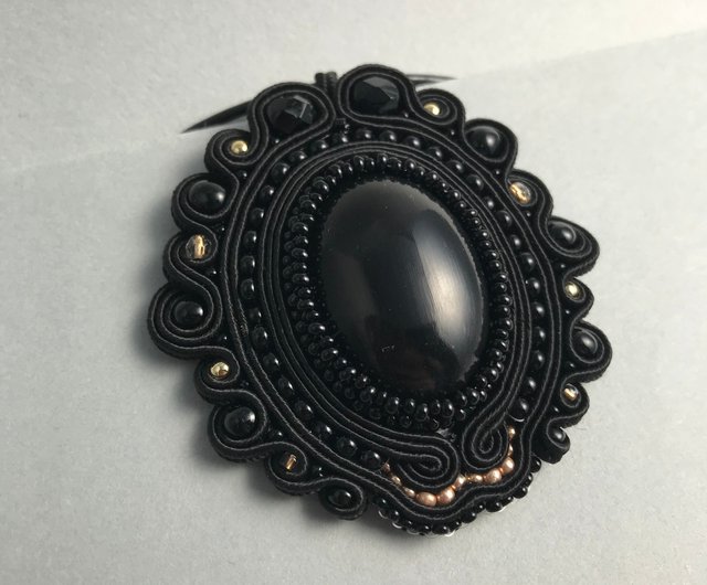 １点もの Queen's Pendant ブラック×ゴールド ソウタシエ - ショップ