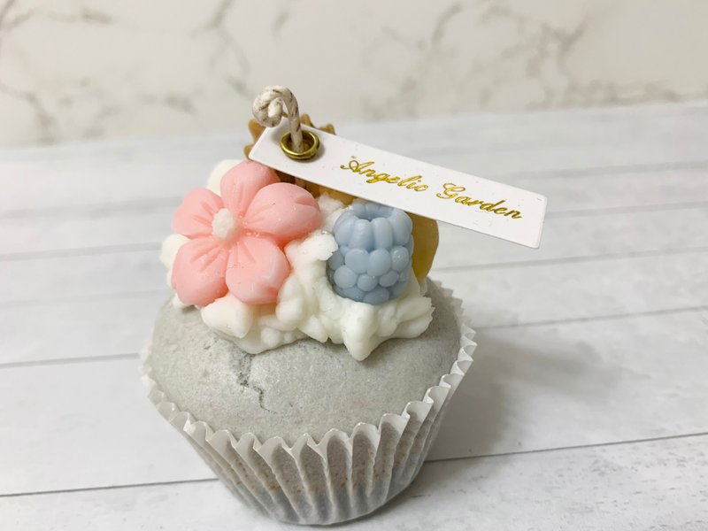 雜果Cupcake蠟燭 (芝麻) - 香氛蠟燭/燭台 - 蠟 灰色
