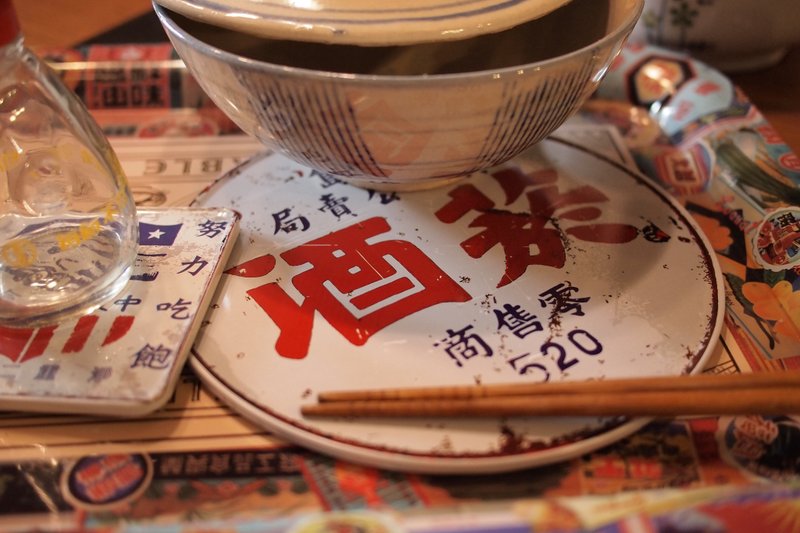 菸酒【Ø19公分新大鍋墊】 - 桌布/桌巾/餐墊 - 其他金屬 紫色