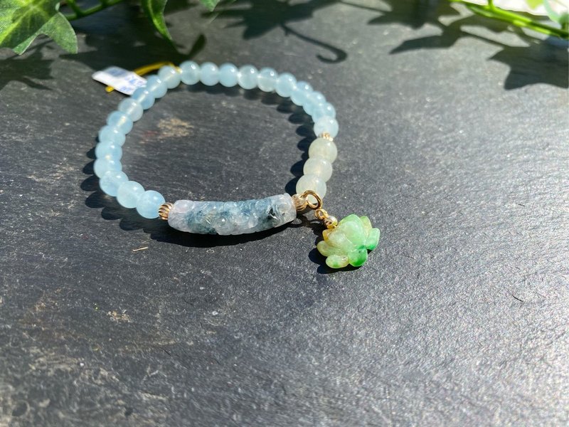 Angel's tears Emerald-Natural Burmese Floating Blue Flower Emerald Tube Zhuhai Sapphire Design Bracelet - Bracelets - Gemstone Green