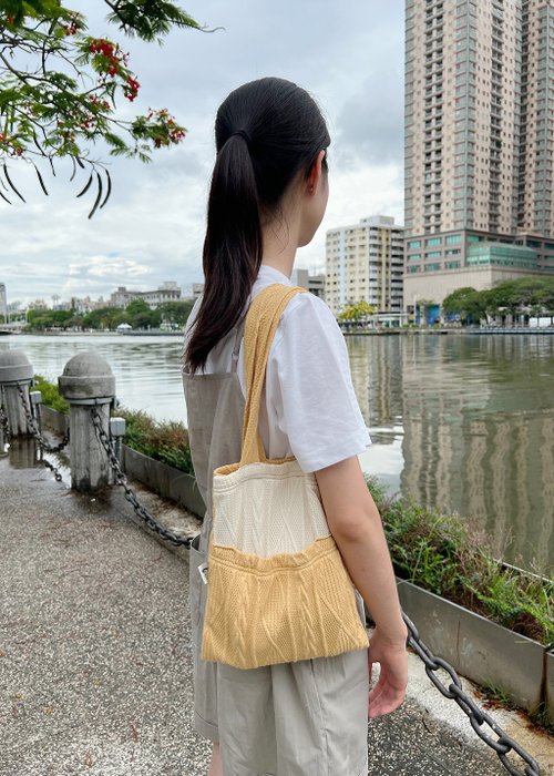 Twist Knitting Tote Bag - Orange - Shop Relaxedship Handbags