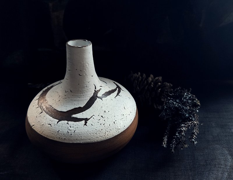 Handmade pottery vase - Pottery & Ceramics - Pottery Khaki