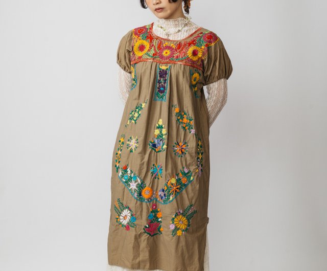 Mexican Embroidered Dress.Mexican Folk Dress [First Love Sales Shop] Vintage.B714  - Shop flippedvintage One Piece Dresses - Pinkoi