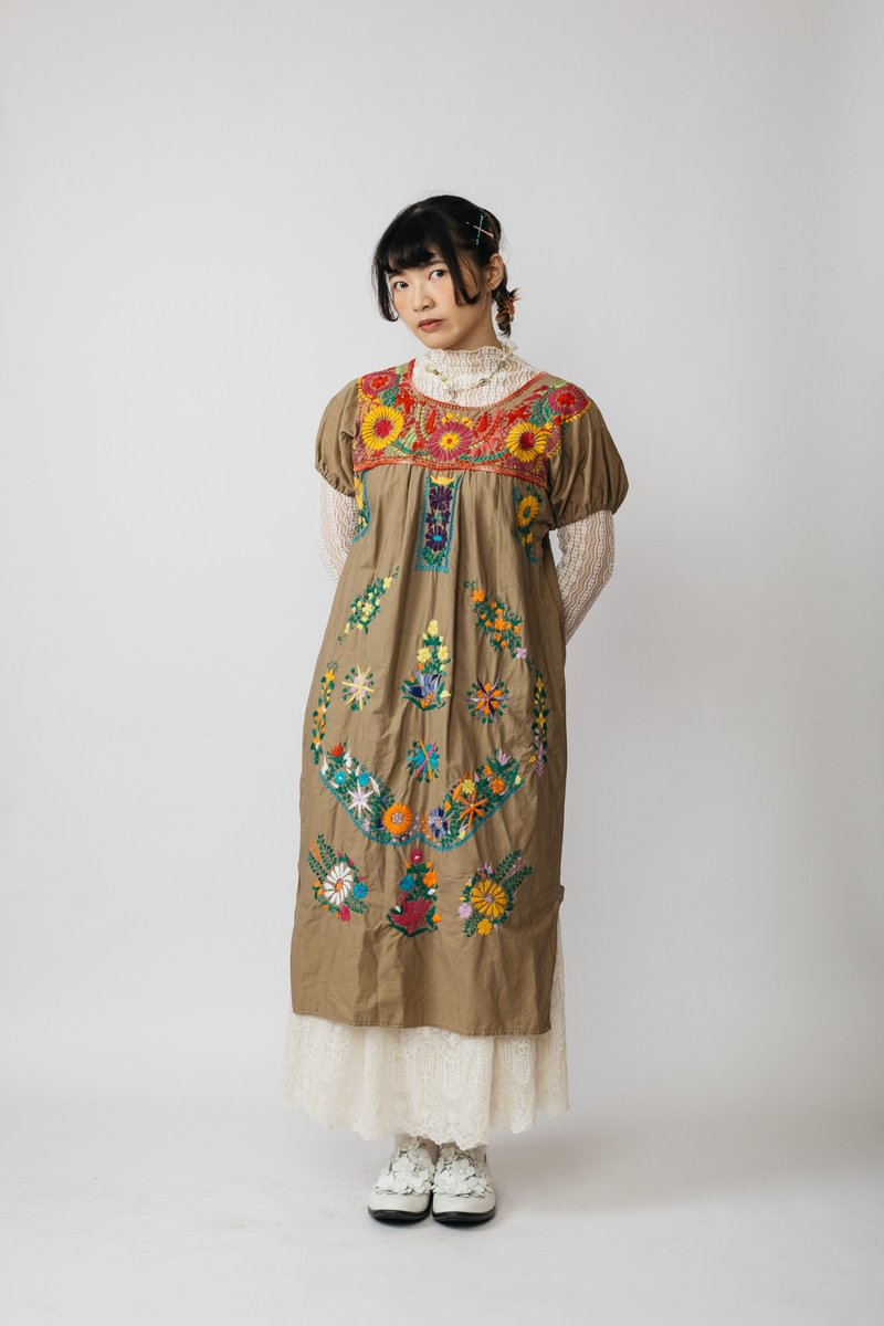 墨西哥刺繡洋裝.Mexican Folk Dress【初戀販賣所】Vintage.B714 - 洋裝/連身裙 - 棉．麻 