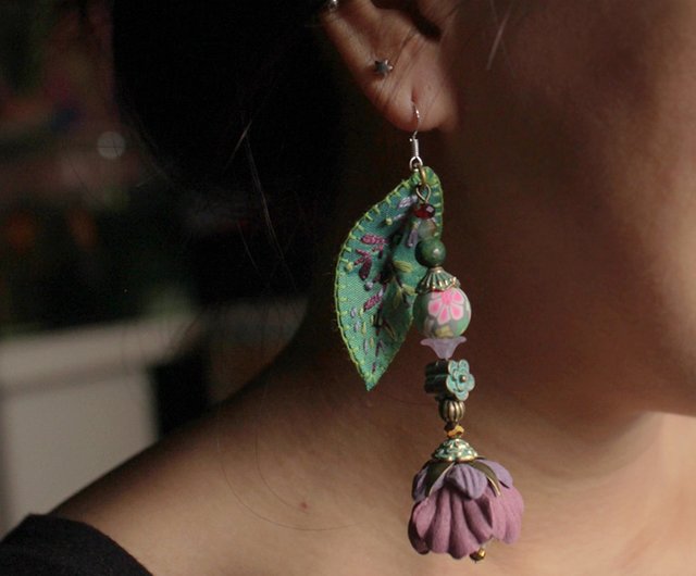 Flower And Leaf Earrings Hand Embroidery Earrings Shop Ikbaepdesign Earrings Clip Ons Pinkoi