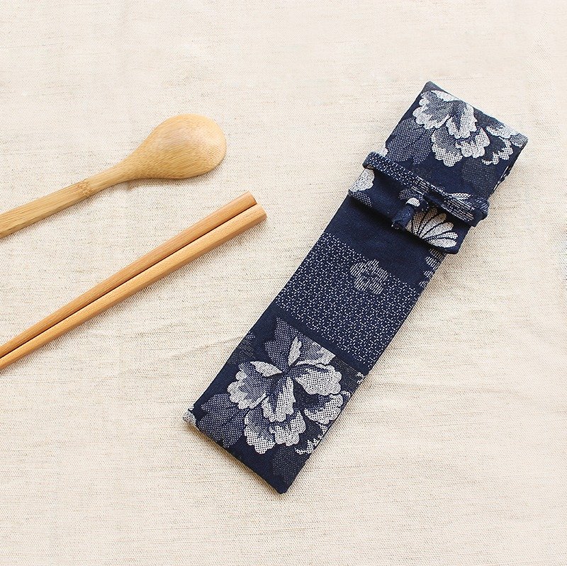 深藍的靜謐復古直式環保筷套/收納袋 - 筷子/筷子架 - 棉．麻 藍色