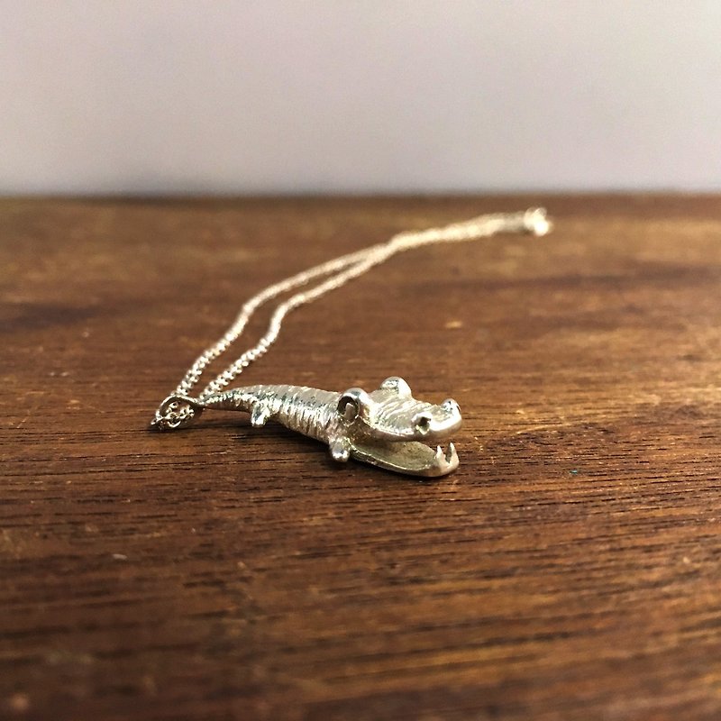 emmaAparty sterling silver necklace'' crocodile necklace (semi-dimensional work) - Necklaces - Sterling Silver 