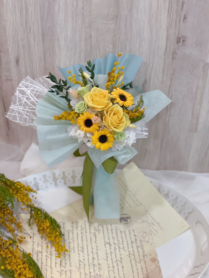 Lemon Cream Fresh Bouquet - ช่อดอกไม้แห้ง - พืช/ดอกไม้ สีเขียว