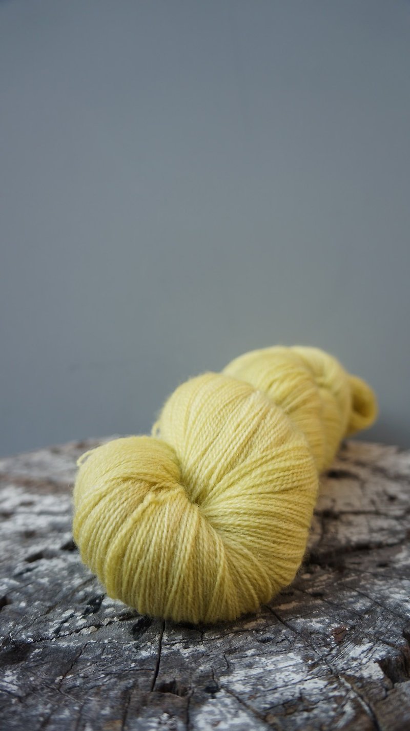 Hand-dyed lace line. Mustard yellow (BFL) - Knitting, Embroidery, Felted Wool & Sewing - Wool 