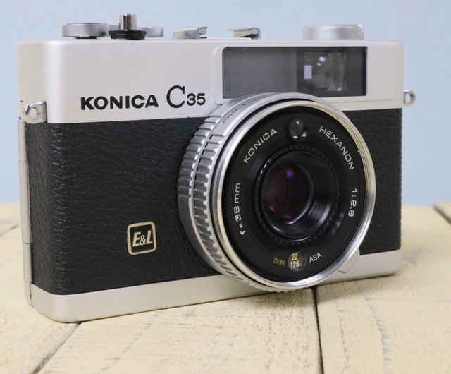 完動品】オールドフィルムカメラ コニカ KONICA C35 E&L S/N 279920