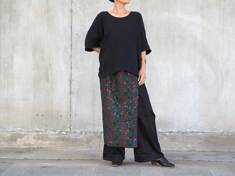 Loose straight pants with full embroidery / wrap skirt - Women's Pants - Cotton & Hemp Black