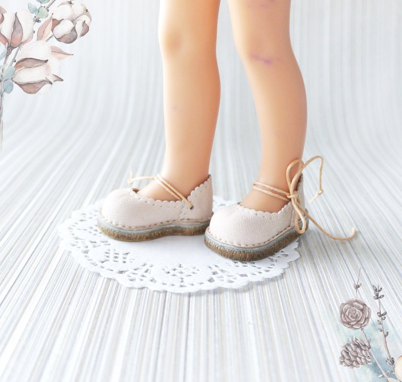 Paola Reina shoes pale pink color, Shoe for dolls, Handmade shoes for Paola - ตุ๊กตา - หนังแท้ สึชมพู