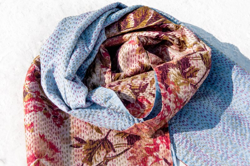 Hand-stitched sari silk scarf/silk embroidered scarf/Indian silk embroidered scarves - Indian contrast color flowers - ผ้าพันคอถัก - ผ้าไหม หลากหลายสี