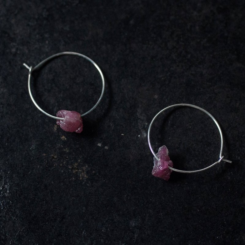Purple tourmaline raw ore hoop earrings - Earrings & Clip-ons - Other Metals Purple