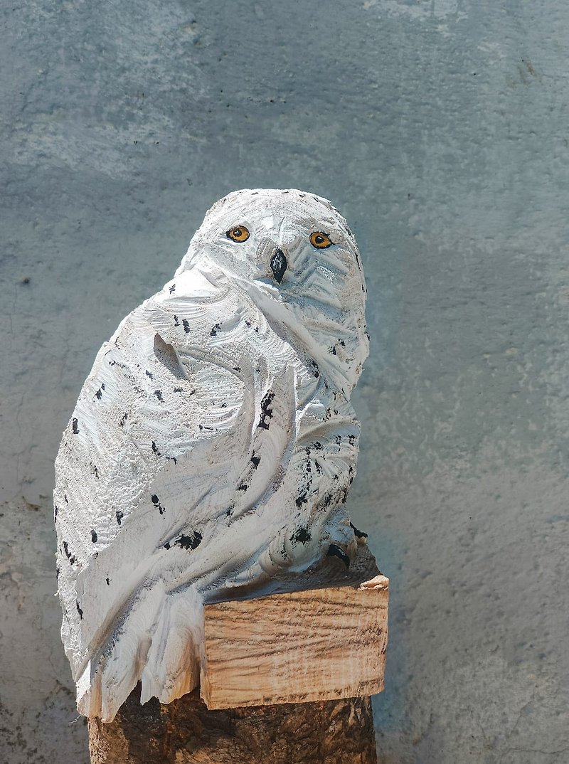 フクロウの極木の彫刻 - ウォールデコ・壁紙 - 木製 ホワイト