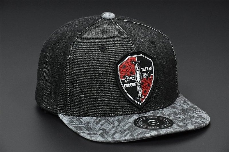 Battle Damage Shield Cross Cowboy Black - Hats & Caps - Cotton & Hemp 