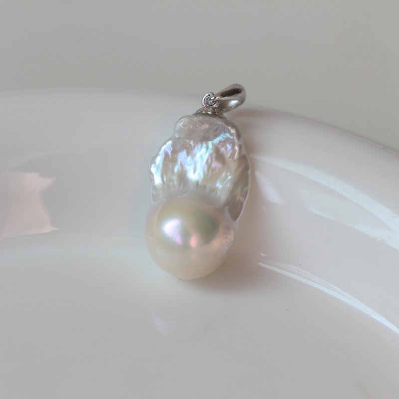 Unique 925 Silver baroque pearl pendant - สร้อยคอ - ไข่มุก ขาว