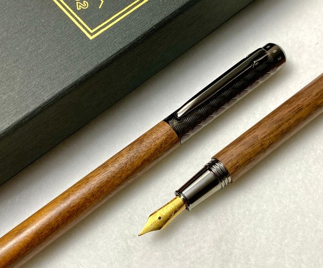 Pelikan 万年筆 黒 金メッキペン先 Pelikan 万年筆 黒 金メッキペン先 詳細ページ | 万年筆