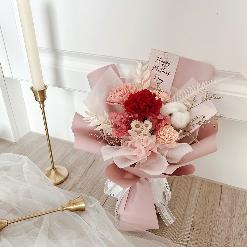Journee Classic Red Carnation Everlasting Dried Bouquet Mother's Day Bouquet Gift - ช่อดอกไม้แห้ง - พืช/ดอกไม้ 