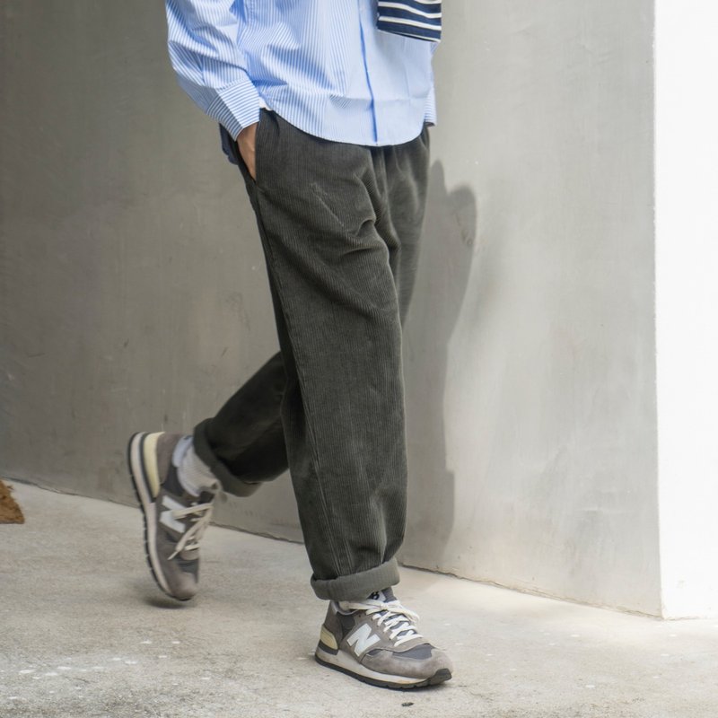 PANTS日本のカジュアルパンツ冬の暖かい単品レトロコーデュロイルーズパンツ伸縮性ウエスト - パンツ メンズ - コットン・麻 グリーン