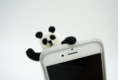 Linalcrafts 羊毛氈打招呼系列手機殼 招手熊貓手機套 保護殼 聖誕新年禮物