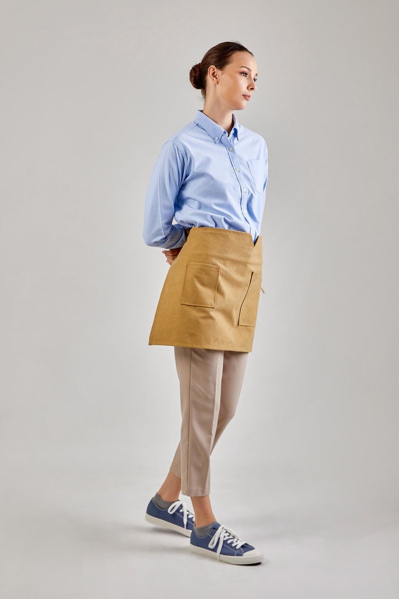 12C Short Apron (Latte Brown) 短圍裙 - 圍裙 - 棉．麻 卡其色