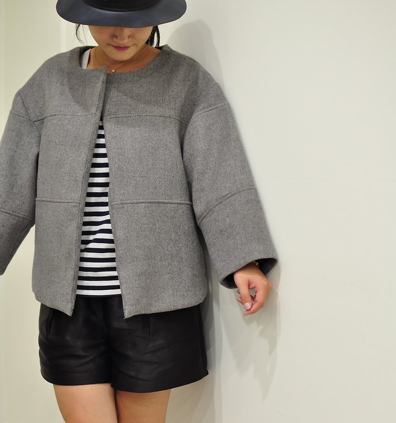 Flat 135 X Taiwan Designer Autumn Essential 90% Wool Wool Short Jacket Shawl - Women's Shorts - Wool Gray