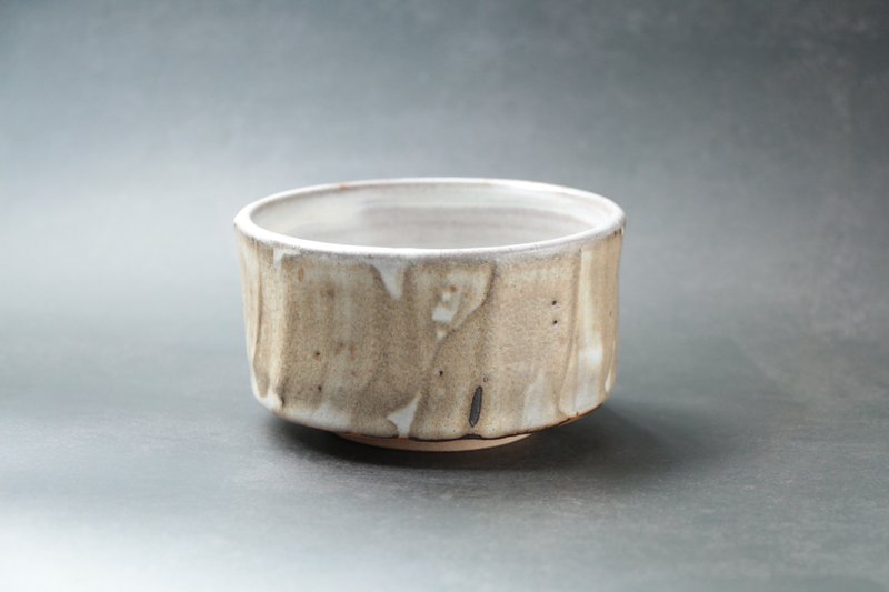 Small tea bowl with mud - ถ้วย - ดินเผา 