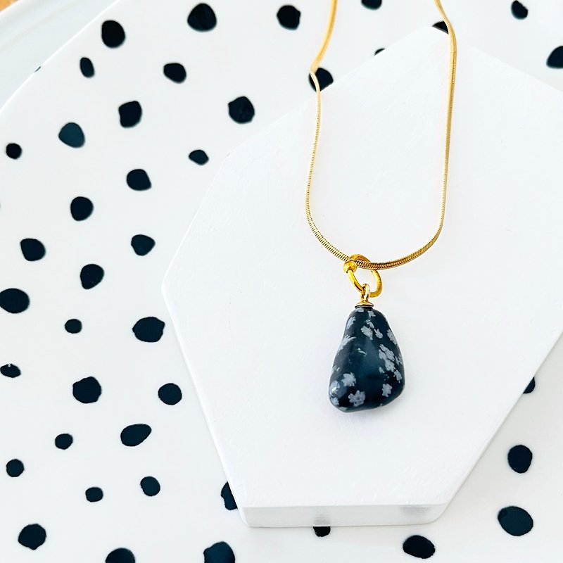 Snowflake Obsidian Necklace | Natural Stones | Jewelry Gift - สร้อยคอ - เครื่องเพชรพลอย สีดำ
