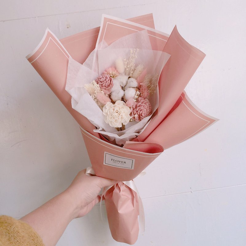 Flover Fulla design "nude-colored sweater" Nude dried bouquets - ตกแต่งต้นไม้ - พืช/ดอกไม้ 