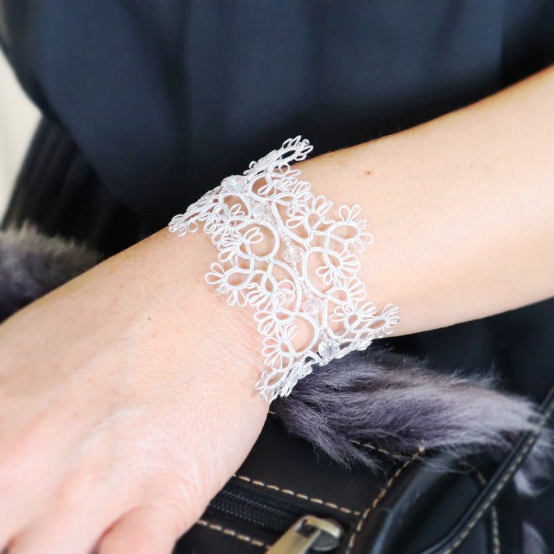 OYA Tatting lace Bracelet - ROYAL- Pale Gray - Bracelets - Other Man-Made Fibers Gray