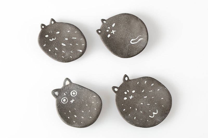 Cat Tray Series—Flat Flat Black Cat Tray - Items for Display - Pottery Black