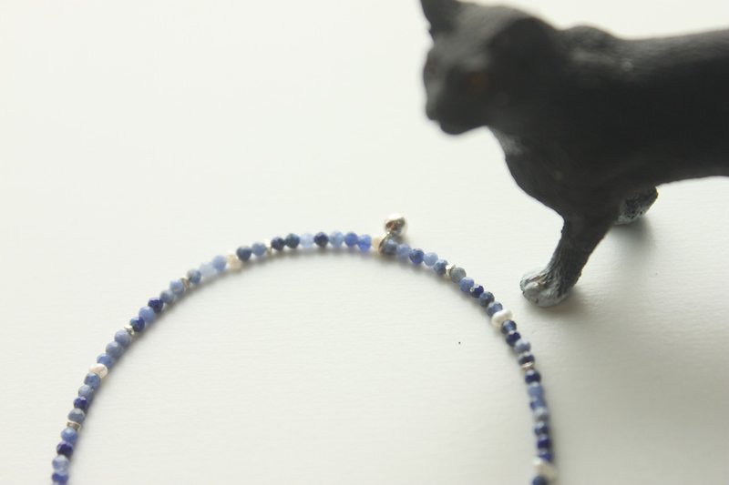 [Stering Silver Ultra-fine Bracelet] Lapis Lazuli/Sapphire/ Stone/Designer Handmade Goods - Bracelets - Semi-Precious Stones Blue