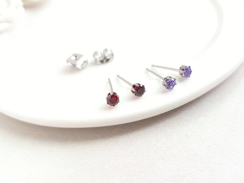 [Discount for two sets] Round diamond/star-shaped/heart-shaped. White steel ear needles to prevent ear piercing and seal - ต่างหู - สแตนเลส สีเงิน